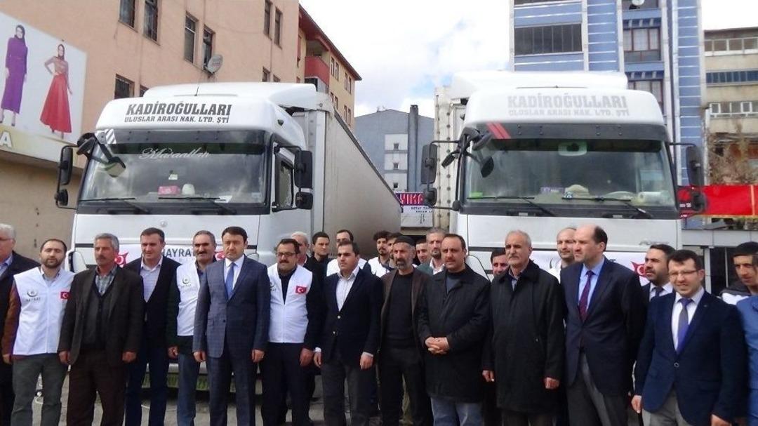Ağrı&rsquo;dan Suriye&rsquo;ye 2 Tır Yardım