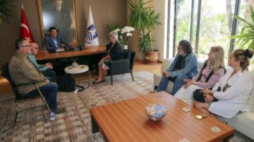 Bodrum Art Sanat&ccedil;ılarından Başkan Kocadon&rsquo;a Teşekk&uuml;r Ziyareti