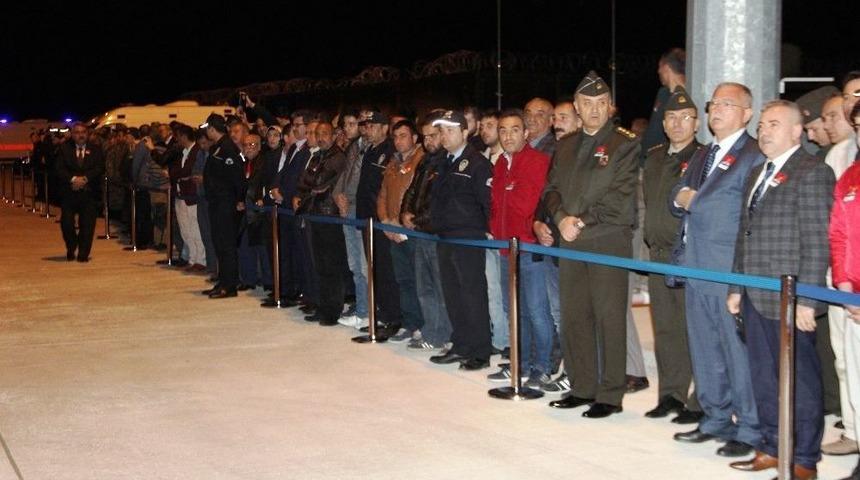 Şehit Polisin Cenazesi Konya&rsquo;ya Getirildi