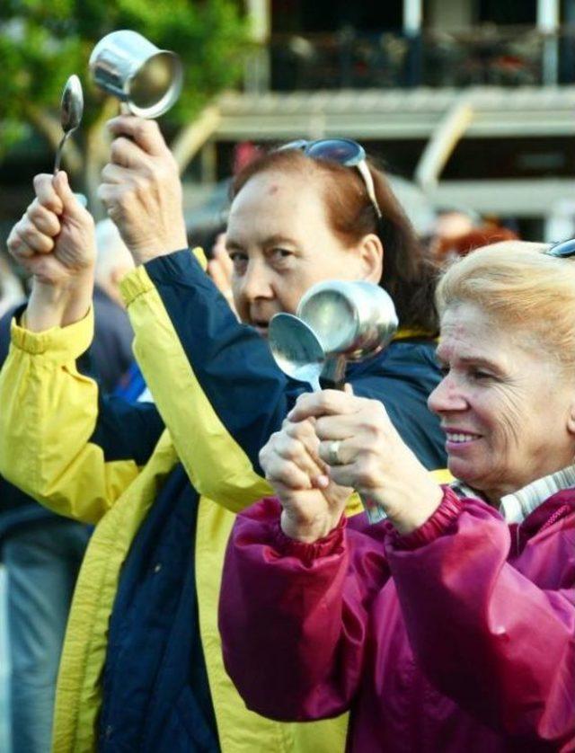 Tencere Tavalı Ysk Protestosu