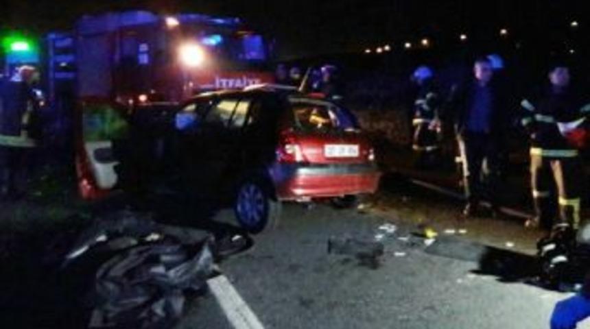 Gaziantep'te Zincirleme Trafik Kazası: 5 &Ouml;l&uuml; (1)