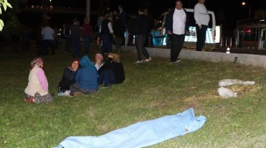 Ehliyetsiz, Kasksız Motosiklet S&uuml;r&uuml;c&uuml;s&uuml; Hız Kurbanı Oldu