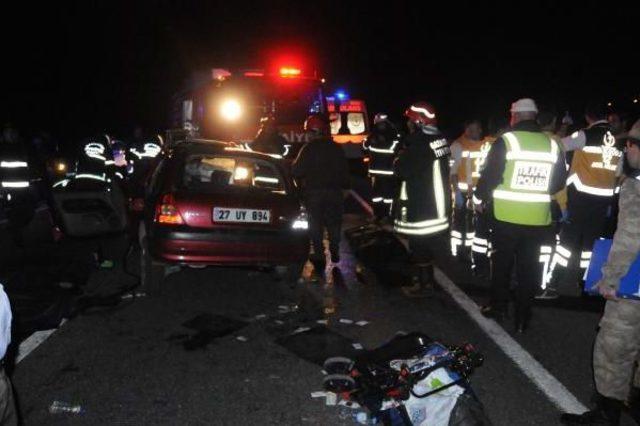 Gaziantep'te Zincirleme Trafik Kazası: 5 Ölü, 6 Yaralı (2)- Yeniden