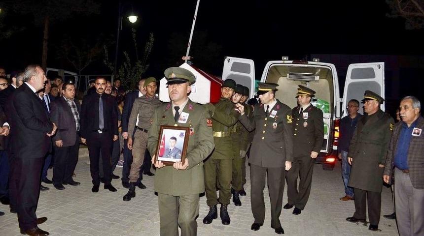 Şehit Karaman&rsquo;ın Naaşı Memleketine Getirildi