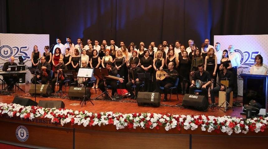 Ad&uuml; T&uuml;rk Sanat M&uuml;ziği Korosundan M&uuml;zik Ş&ouml;leni