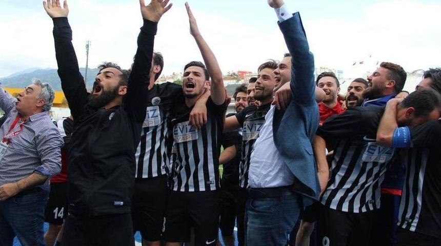 Kuşadası Gen&ccedil;likspor&rsquo;da B&ouml;lgesel Amat&ouml;r Lig Sevinci