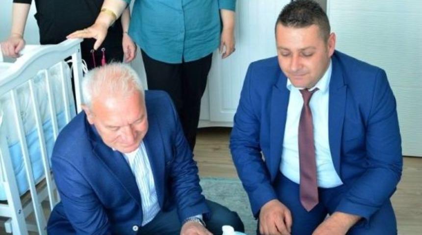 Lapseki&rsquo;de Yeni Doğan Bebek Ziyaretleri