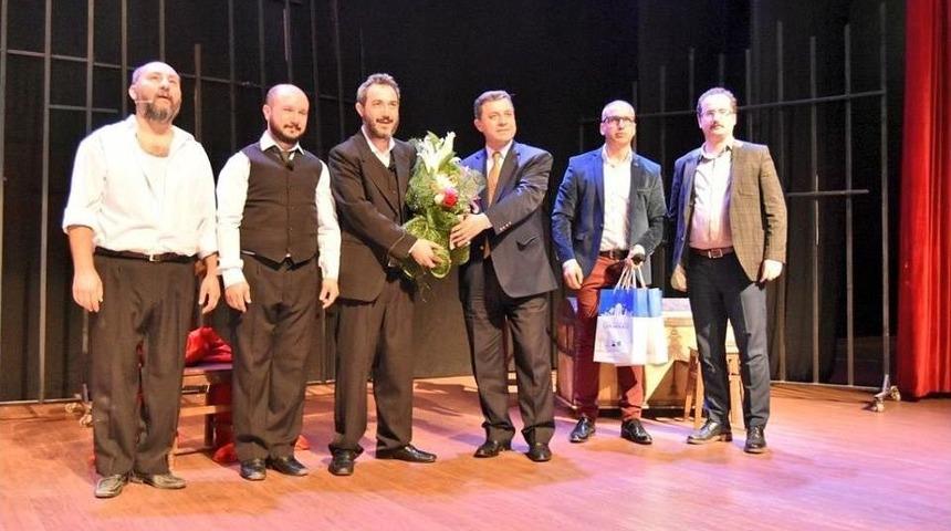 Şair, &Ccedil;anakkalelilerle Buluştu