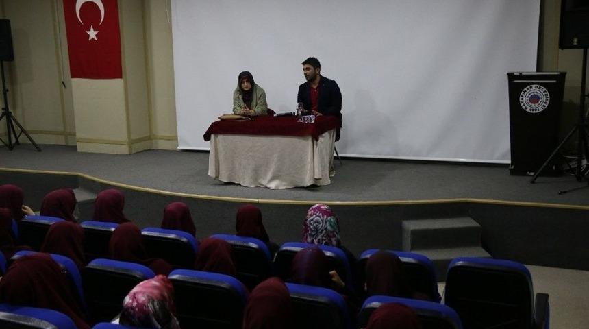 Kayapınar&rsquo;da Hafız &Ouml;ğrencilerine Seminer