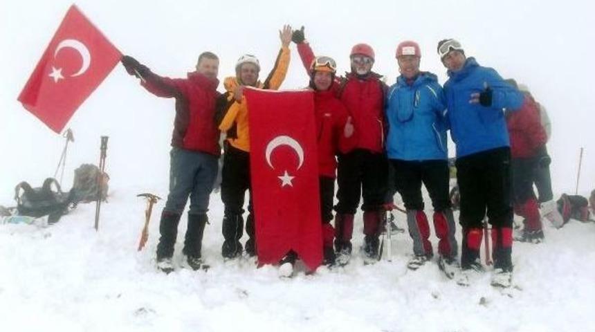 Dağcılar, Bolkarlar'da Zirve Yaptı