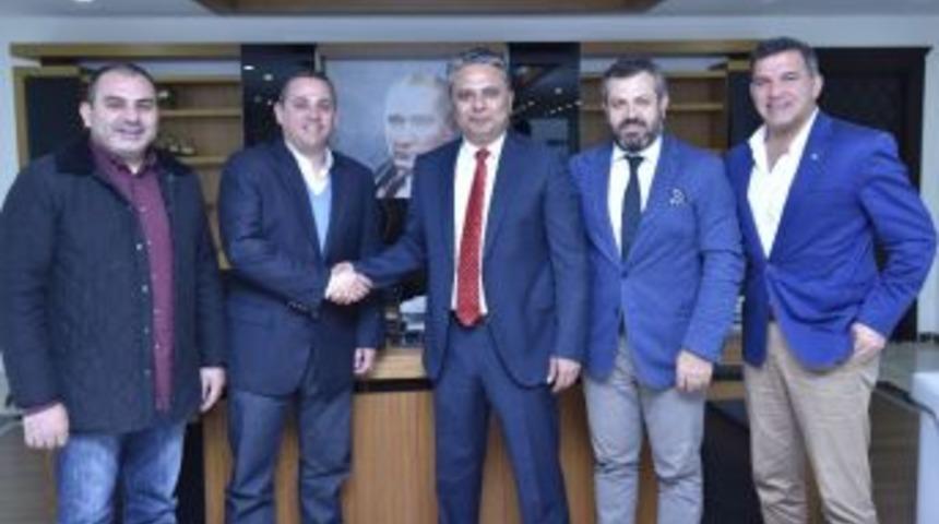 Muratpaşa Teniste Markalaşıyor