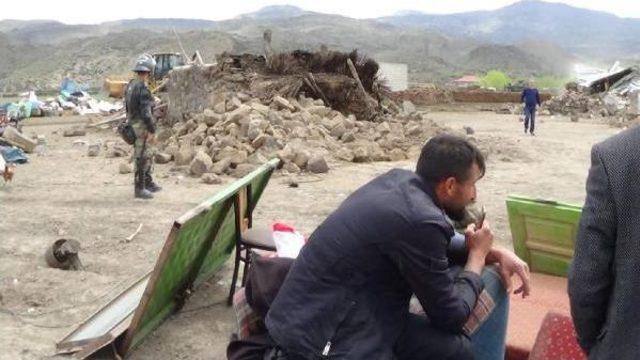 Asırlık, Kıjik Mezrası'nda Yıkım Köylüleri Ağlattı