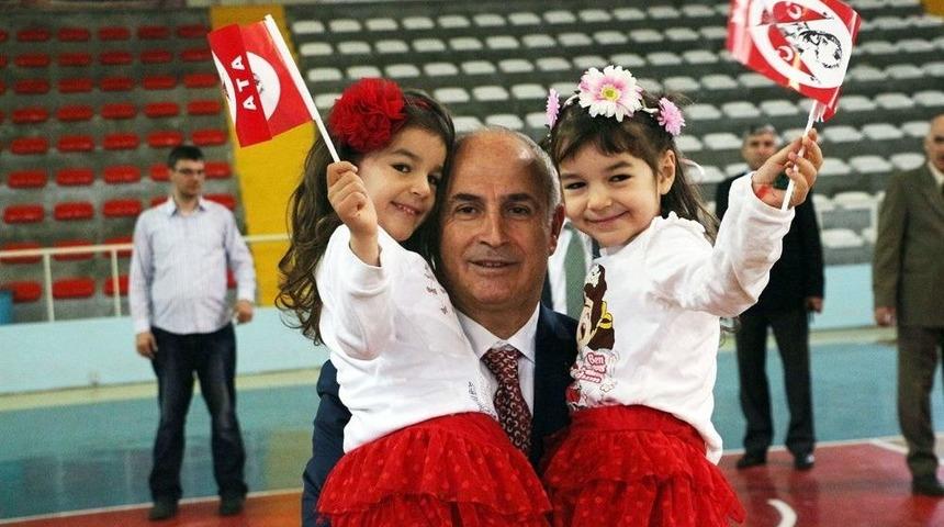 Başkan Akg&uuml;n: &ldquo;atat&uuml;rk&rsquo;&uuml;n Yolunda Y&uuml;r&uuml;yen &Ccedil;ocuklar Yarınlarımızın Teminatıdır&rdquo;