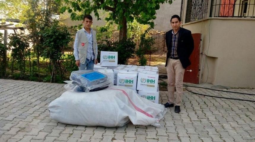 Silopi&rsquo;de Talasemi Hastalarına Battaniye Ve Gıda Yardımı