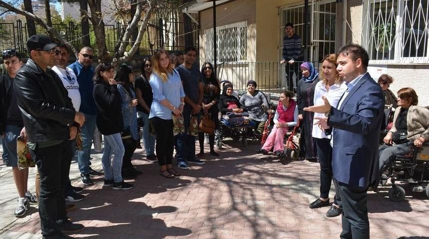 Avrupa&rsquo;dan Gelen Misafirlere G&uuml;m&uuml;ş İşlemeciliğini Tanıttılar