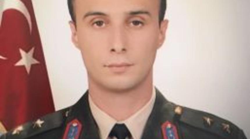 Şehit Üsteğmenin Adı, Oyun Oynarken İsmini Yazdığı Sokağa Verildi