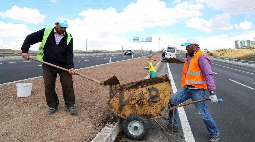 Aksaray Belediyesi, Ref&uuml;j Ve Yeşillendirme &Ccedil;alışmalarını S&uuml;rd&uuml;r&uuml;yor