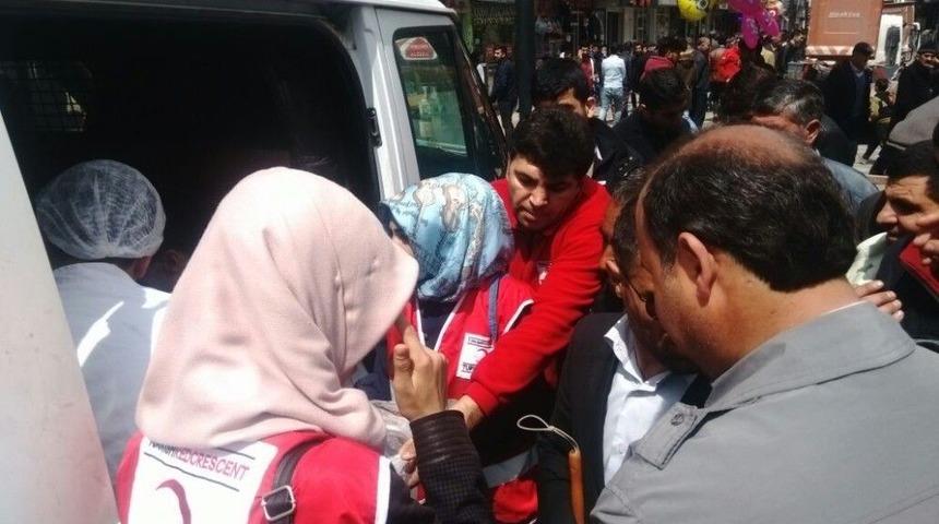 Ağrı&rsquo;da Vatandaşlara İrmik Helvası Dağıtıldı