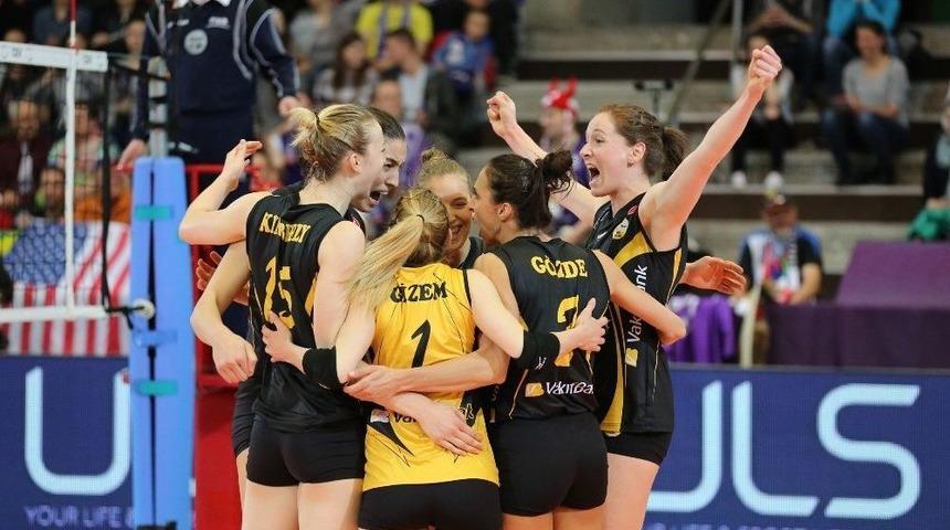 Vakıfbank Final Four İ&ccedil;in İtalya&rsquo;da