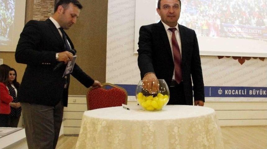 23 Nisan Grup Liderleri Tanışma Yemeğinde Buluştu