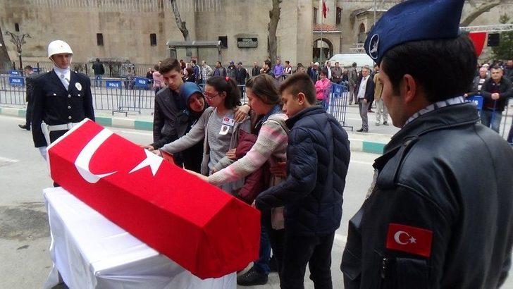 Şehit Polis Murat Ködük Son Yolculuğuna Uğurlandı G2