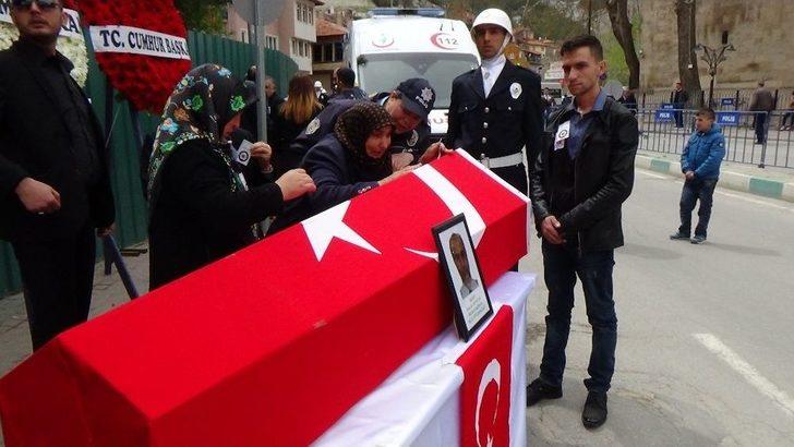 Şehit Polis Murat Ködük Son Yolculuğuna Uğurlandı G4