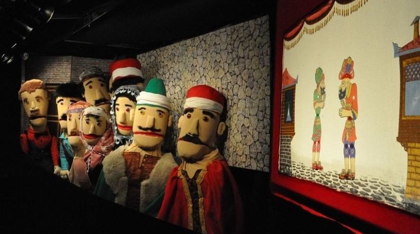 Şehir Tiyatroları’ndan Şenlikte Kukla Oyunu