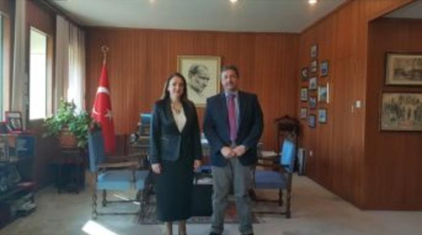 Başkan Atasoy, Kuveyt&rsquo;te Bir Takım Ziyarette Bulundu