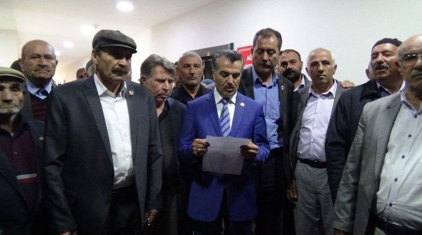 Muhtarlar Derneği Vali Musa Işın&rsquo;a Destek &Ccedil;ıktı