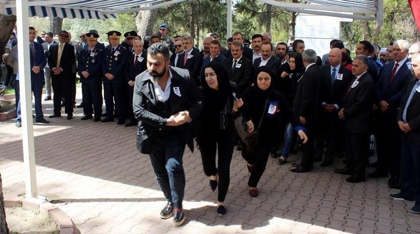 Şehit Kilci&rsquo;nin Cenazesi Toprağa Verildi
