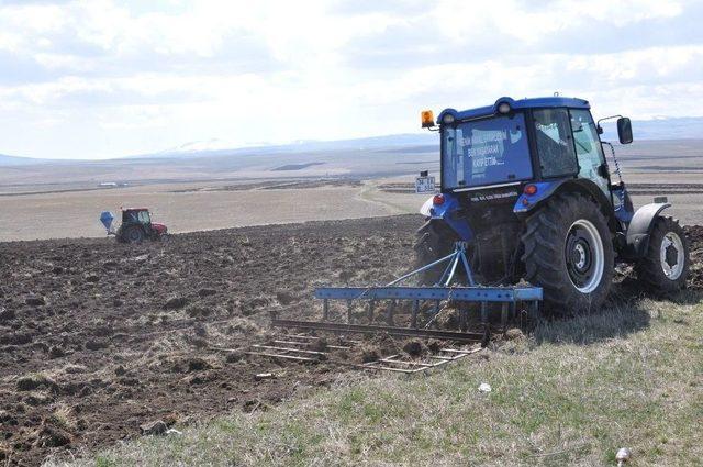 Tarlalar Sürülmeye Başladı 2