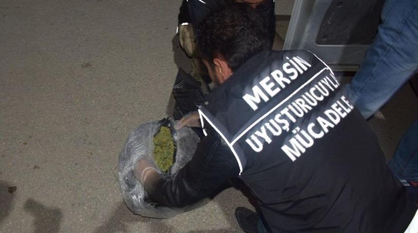 Mersin&rsquo;de Film Gibi Uyuşturucu Operasyonu