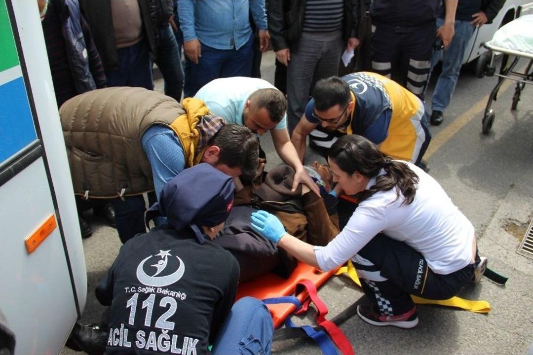 Otob&uuml;s&uuml;n &Ccedil;arptığı Yaşlı Adama Eşinden Şok Tepki: