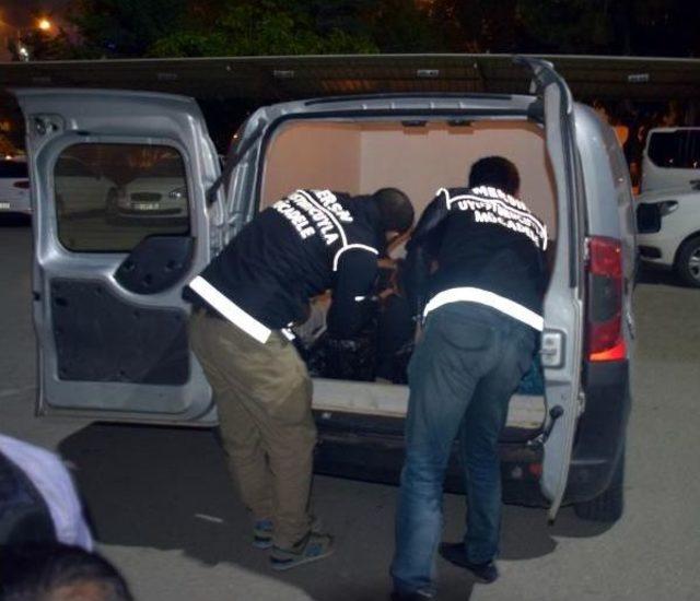 Mersin'de 66 Kilo Esrar, 4 Gözaltı
