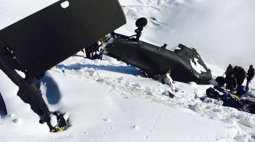 Helikopter Kalktıktan 8 Dakika Sonra İrtibat Kesilmiş