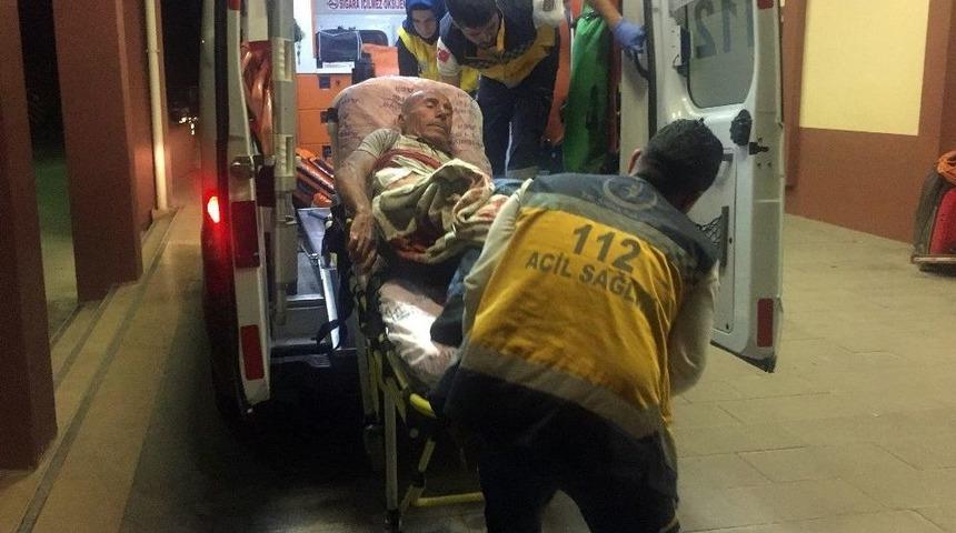 Tartıştığı Babasını G&ouml;ğs&uuml;nden Bı&ccedil;akladı