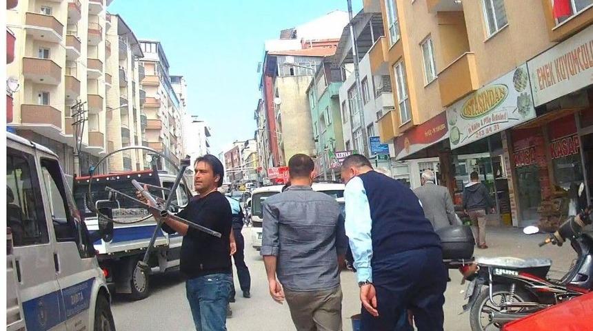 Zabıta Kaldırım İşgaline İzin Vermiyor