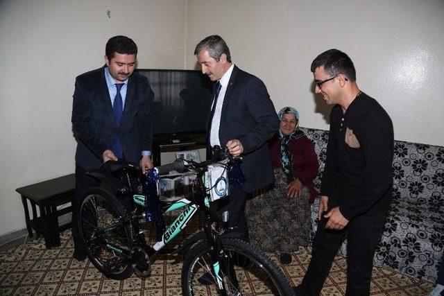 Tahmazoğlu, Mert&rsquo;in Dileğini Yerine Getirdi 1