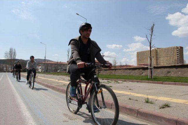 Cumhuriyet Üniversitesi’nde Bisikletli Ulaşım Dönemi