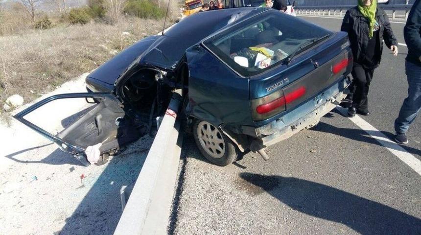 &Ccedil;ankırı&rsquo;da Trafik Kazası: 2 Yaralı