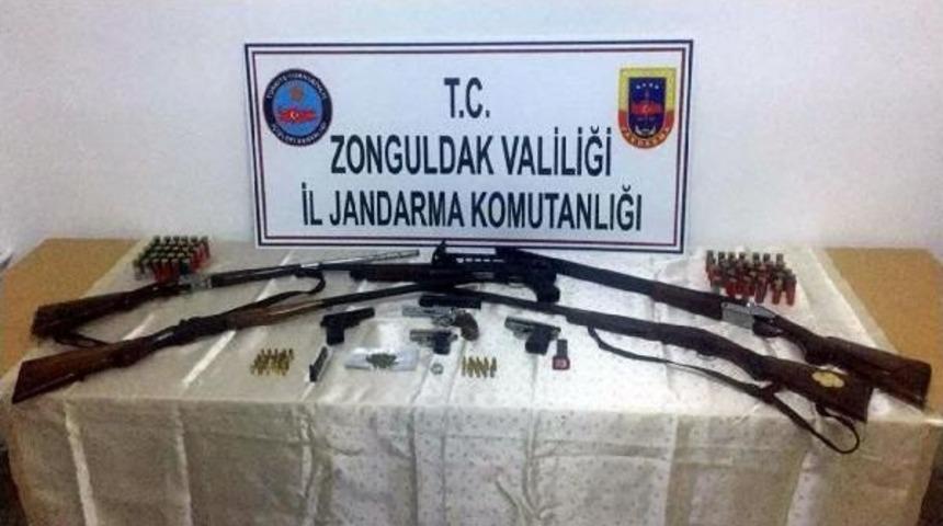 Zonguldak'ta Uyuşturucu Operasyonu: 4 G&ouml;zaltı