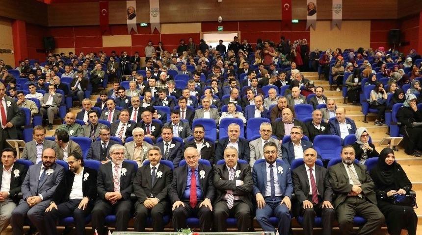 Kb&uuml;&rsquo;de &ldquo;hz. Peygamber Ve G&uuml;ven Toplumu&rdquo; Konferansı