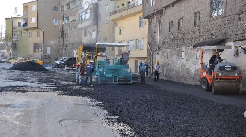 Develi&rsquo;de Terminal Mevkiinde Asfaltlama &Ccedil;alışmaları Başladı