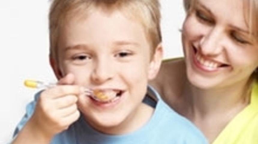 Sporcu &Ccedil;ocuklara &Ouml;zel Beslenme