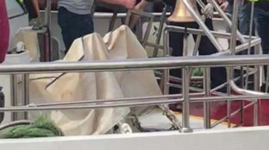 Yunanistan 80 M&uuml;ltecyi Iade Etti