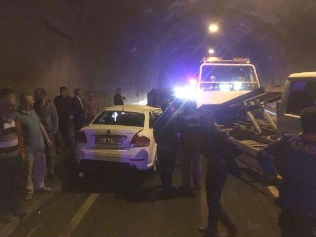 Murgul Tünelinde Kaza: 3 Ölü, 3 Yaralı