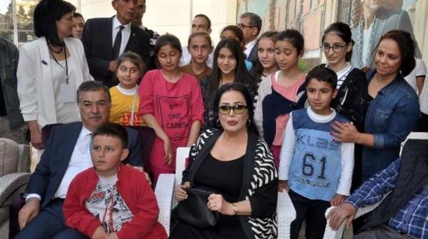 Yaşar Kemal K&uuml;lt&uuml;r Ve Sanat Festivali Başladı