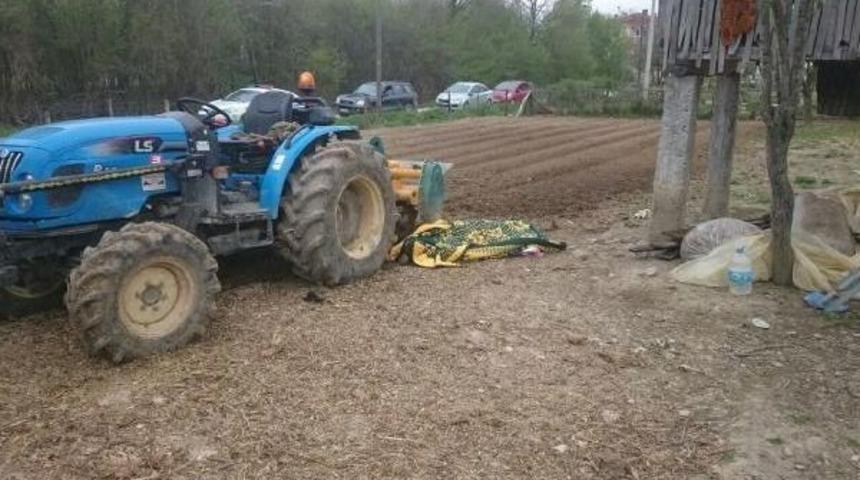 Kolunu Makineye Kaptıran &Ccedil;ift&ccedil;i &Ouml;ld&uuml;