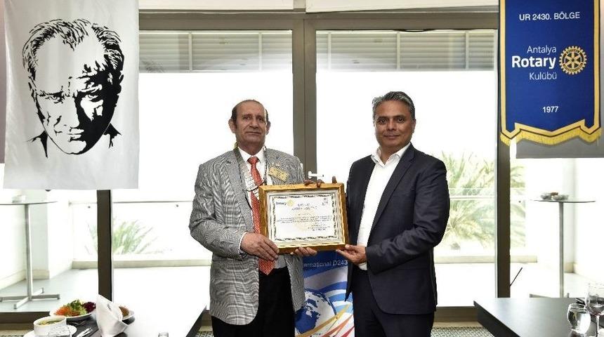 Başkan Uysal, &ldquo;makamın Keyfini &Ccedil;ıkarmaya Gelmedik&rdquo;