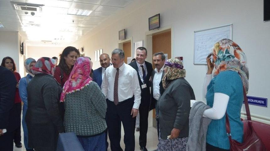 Ak Parti&rsquo;li &Ouml;zdağ Selendi&rsquo;de Temaslarda Bulundu